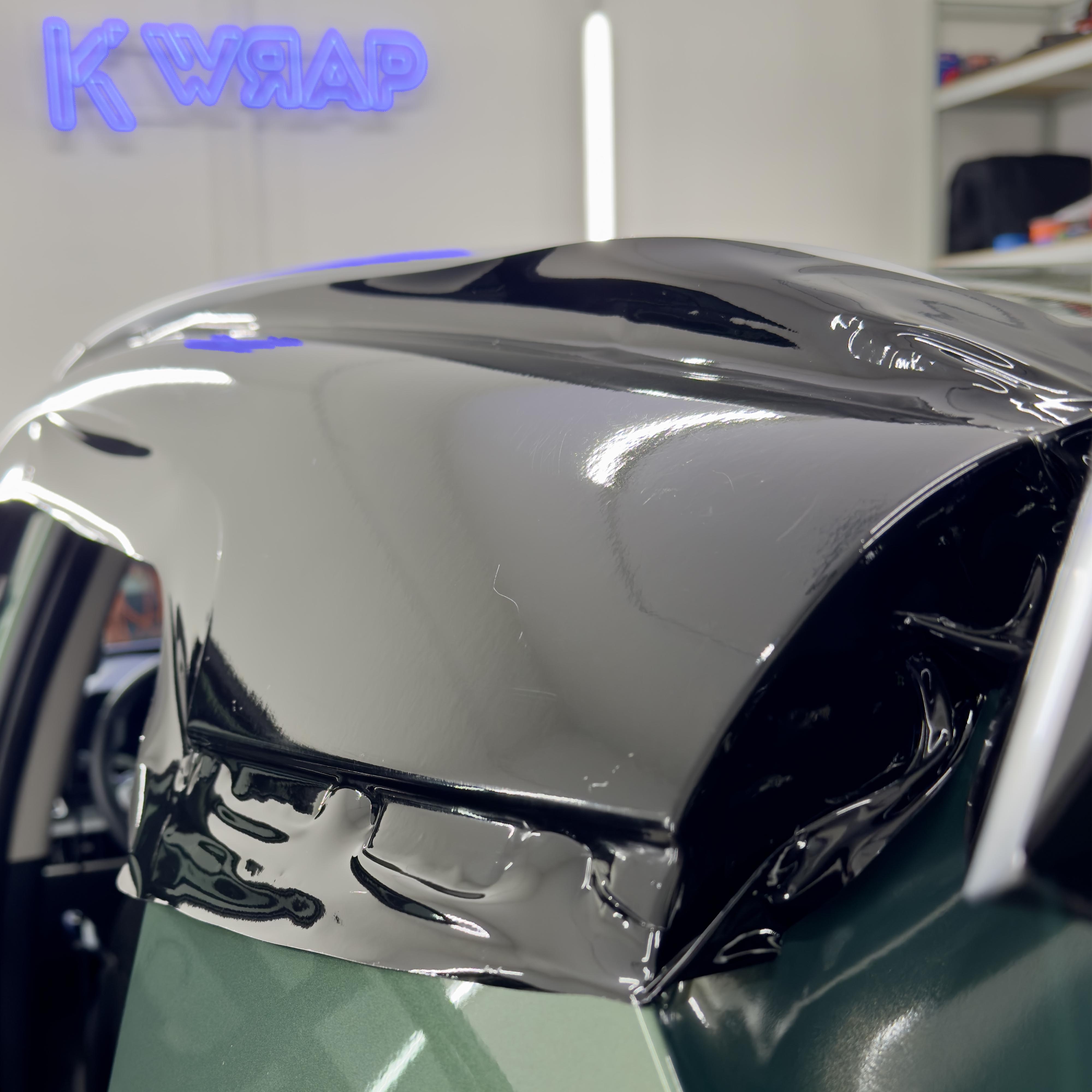 zmiana koloru słupka z tyłu na czarny w samochodzie kia sportage. realizacja - kwrap sulechów